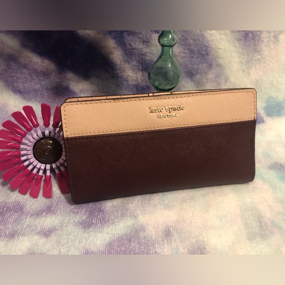 Kate Spade Bifold Snap Wallet - Picture 3 of 11